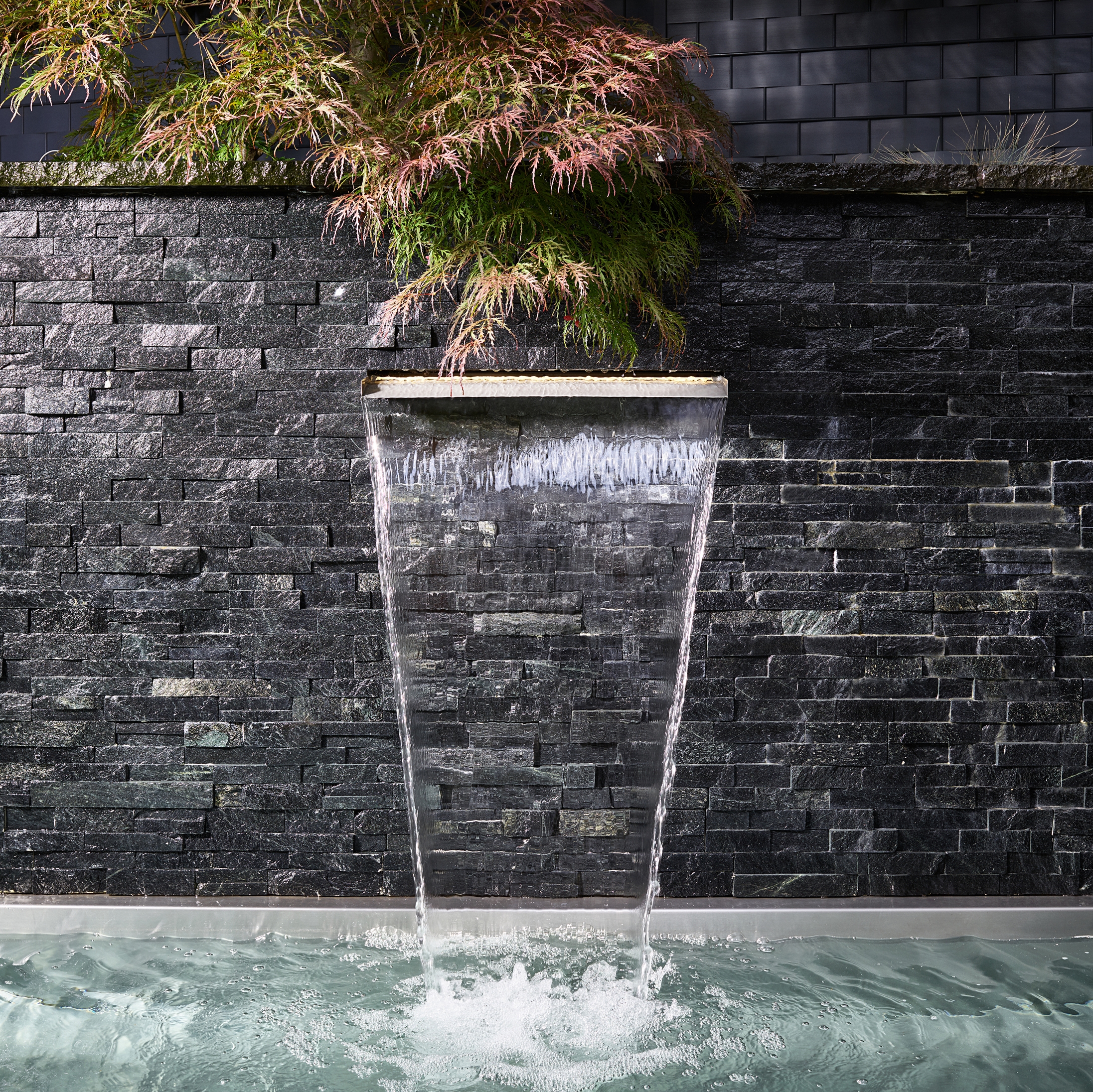Read story Water music: Oase