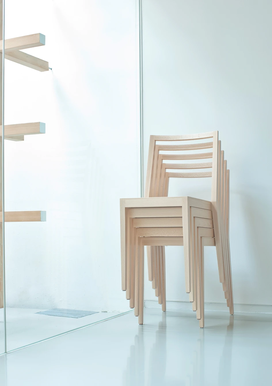 Kengo Kuma takes a seat | Architonic