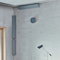 Mit Ecken und Kanten. Die fixen Elemente von Sound Balance nutzen Räume perfekt aus. Sogar in bislang unbeachteten Winkeln lassen sie sich dank dreieckigem Querschnitt einsetzen – mit positiven Effekten auf die Raumakustik