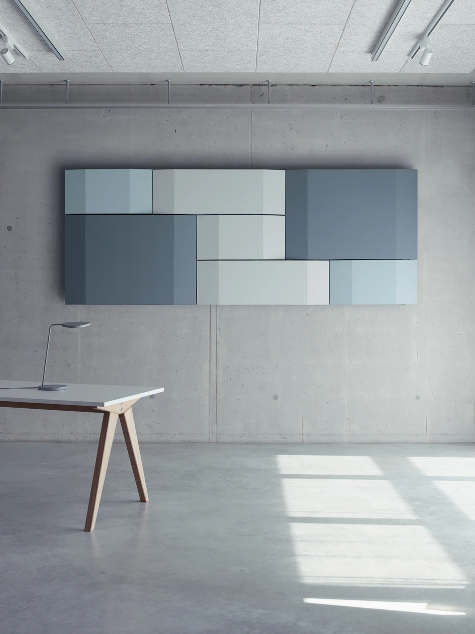 Mobilität schafft Flexibilität – eine besonders wichtige Eigenschaft, gerade für den Open Space. Zu den fix montierten Elementen kann man mit den beweglichen Modulen seine an die eigenen Anforderungen individuell angepasste Arbeitsumgebung schaffen