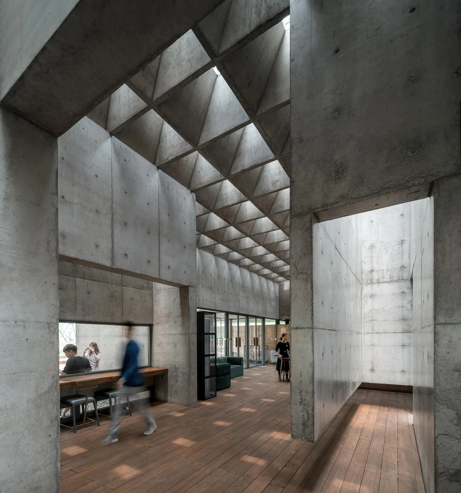 Vector Architects' pavilion-like Restaurant y Sea is a fitting addition to the growing culture-led Aranya Community resort. Photos: Chen Hao (top, middle), Su Shengliang (above)