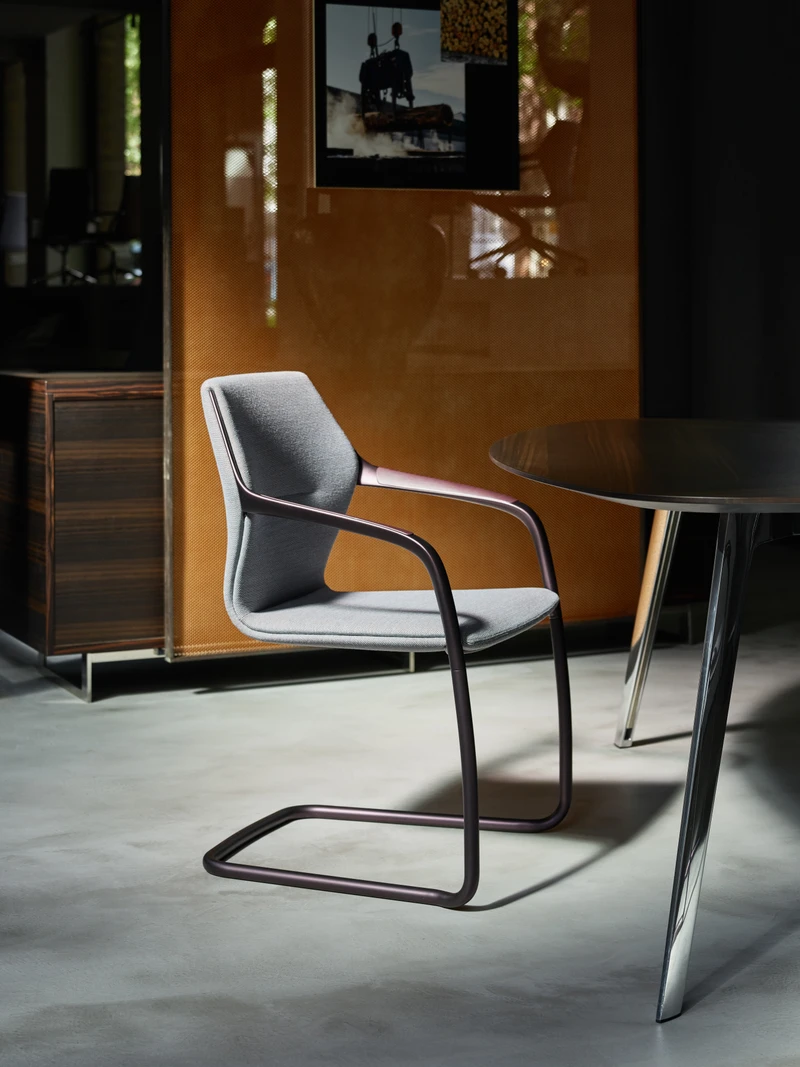 Lean into it: ray by Brunner | Architonic