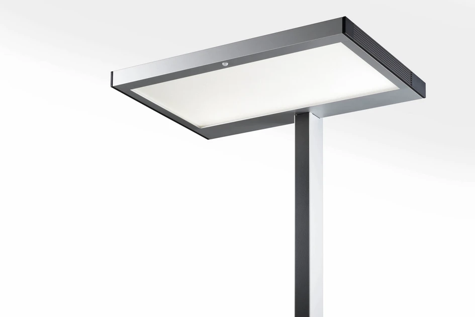 The LED light adapts itself automatically for a constant high light quality. This not only reduces electricity costs, but also protects the environment and climate