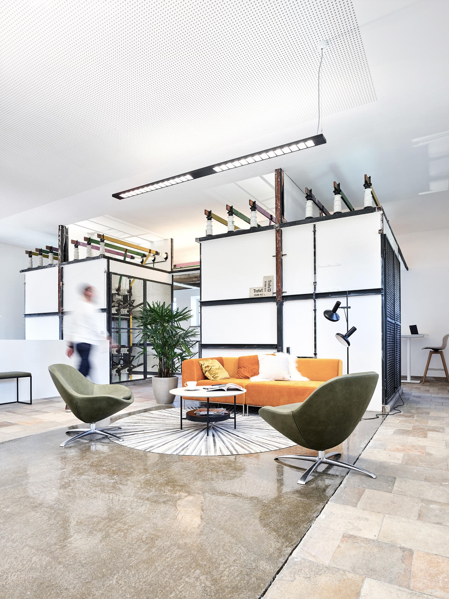 BoConcept's over 300 monobrand stores globally are not just showrooms. They are also home to its in-house consultants for professionals, who are ready to lend their expertise and problem-solving acumen to your project