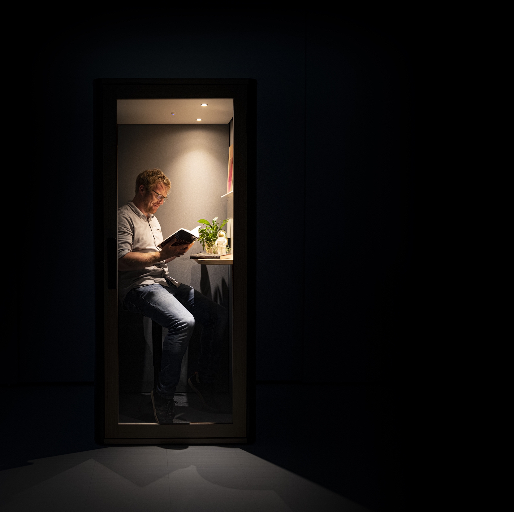 Leer la historia Think inside the box: BOSSELINO