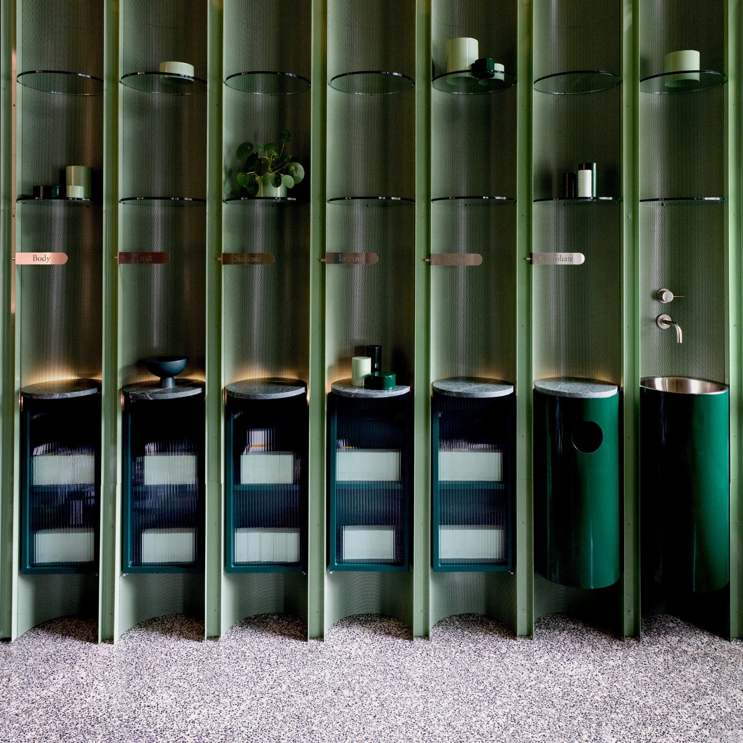 Lire l’histoire Skin deep: new beauty-brand interiors