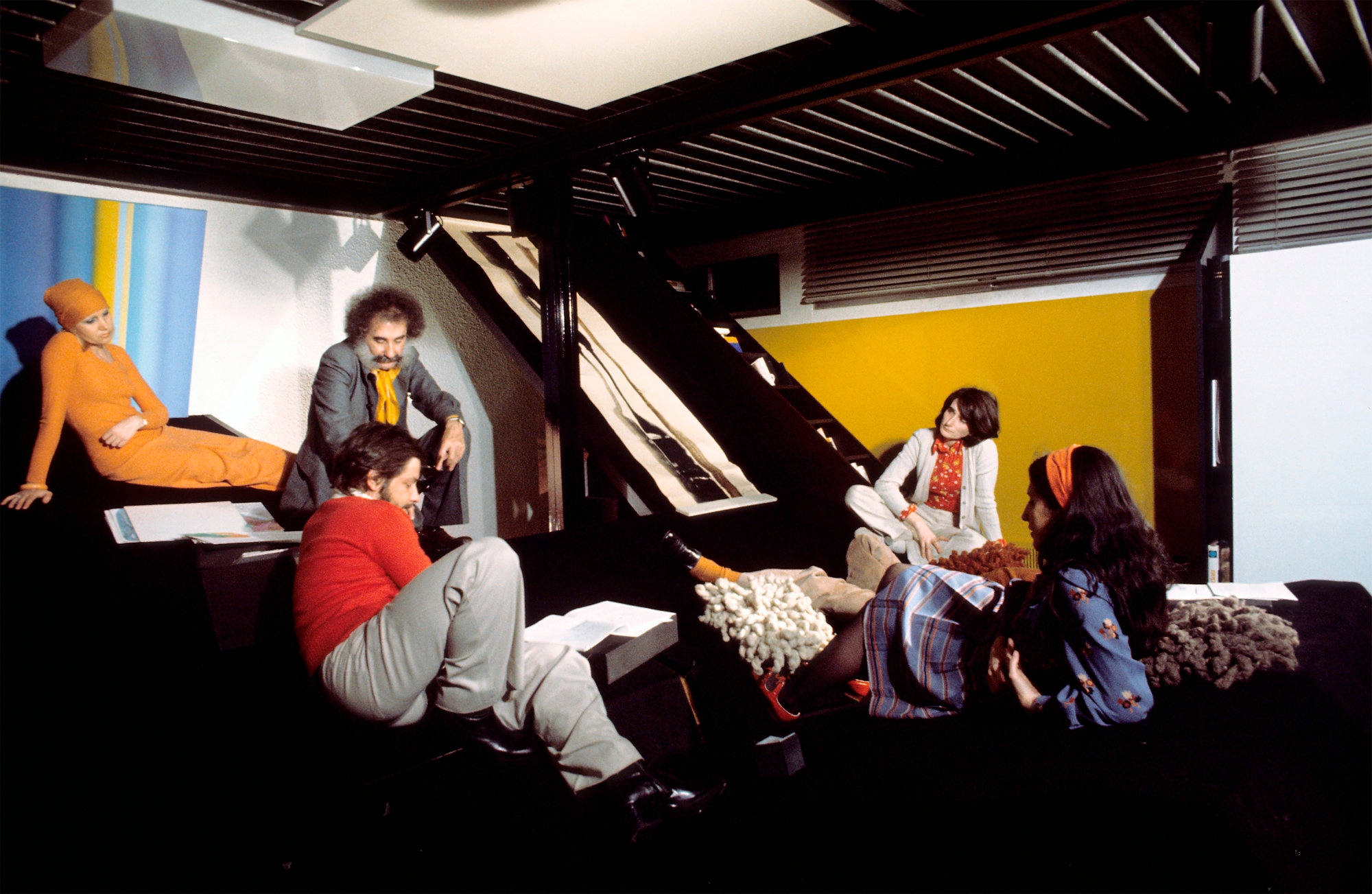 Schiefe Ebenen als Wohnlandschaft im Maison Parent (1973/1974). © bpk/CNAC-MNAM; VG Bild-Kunst, Bonn 2020