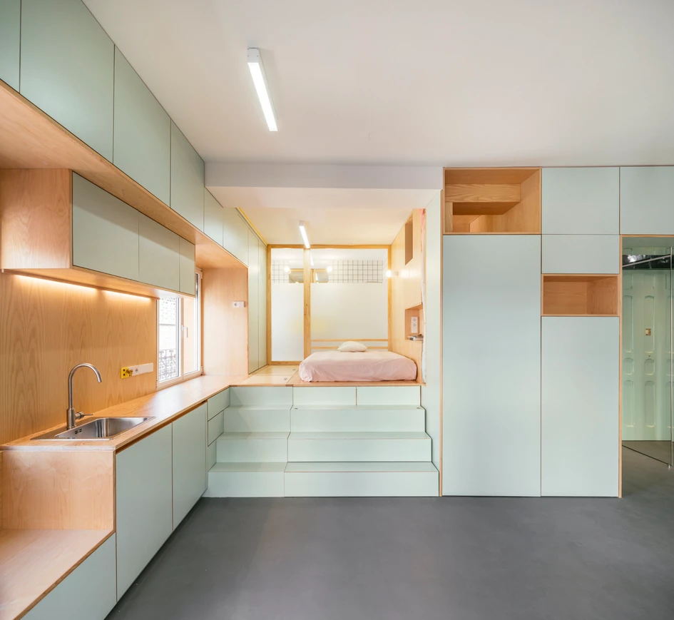 Wohnen auf kleinstem Raum im Yojigen Poketto Apartment (2017) von elii [oficina de arquitectura]. © elii [oficina de arquitectura], Foto: Imagen Subliminal