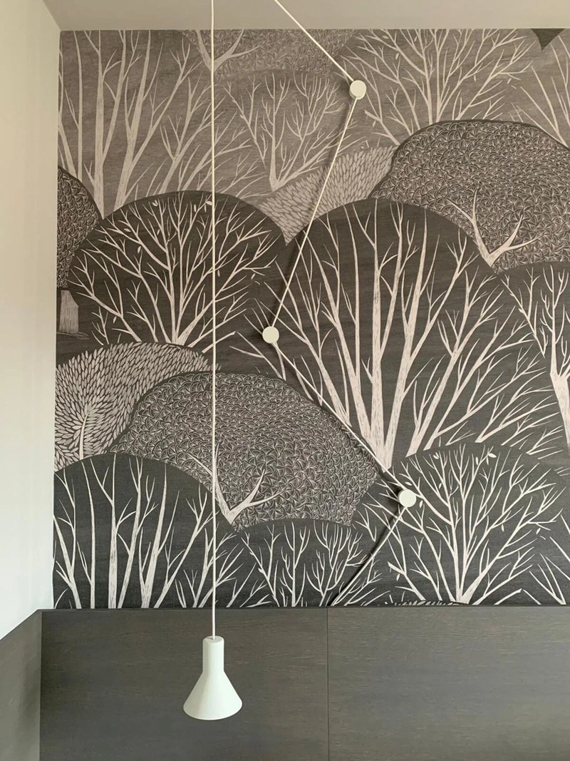 The charmingly retro, stylised Ki wallcovering illustrates the variety of Tecnografica’s wallpaper range