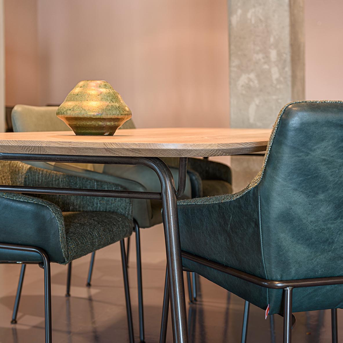 Read story Architonic Story: JESS