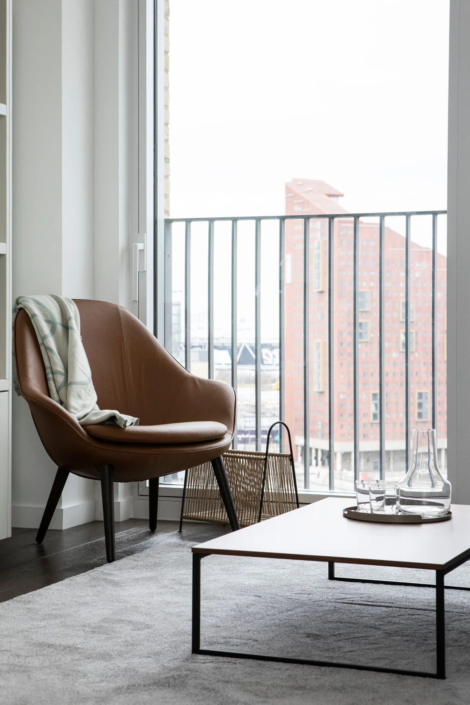 An advantage that BoConcept Contract has up its sleeve is the potential to be a one-stop-shop for all an interior’s needs – seamlessly furnishing a space with everything from armchair to carafe