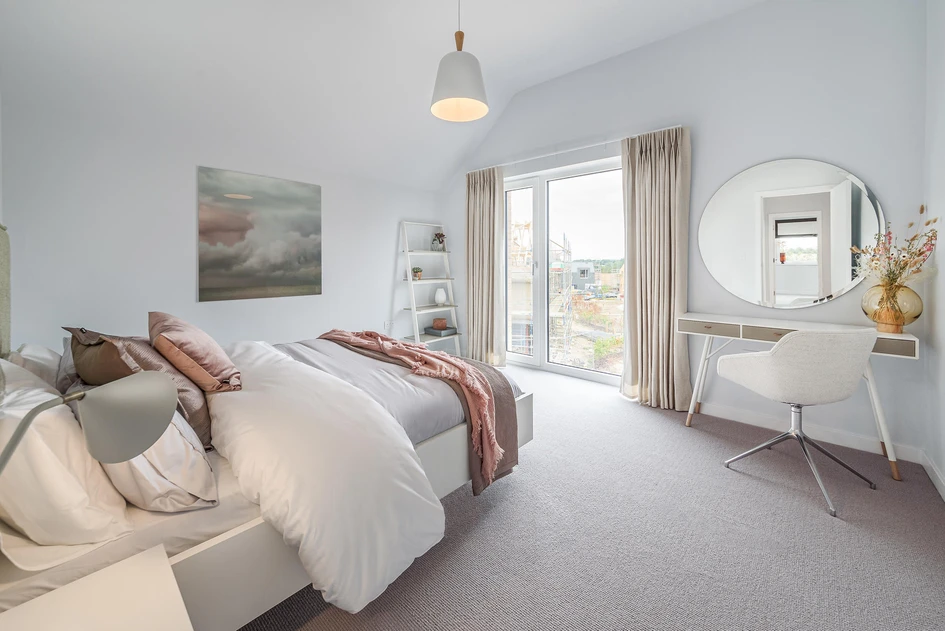 Fairbrook Grove, a residential show-room design project executed by BoConcept’s Canterbury team in the UK, was conceived with the profile of a social, eco-conscious, outdoor-loving client in mind