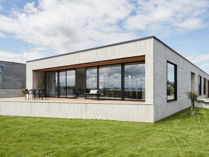 Read story Poetic brickwork: RANDERS TEGL