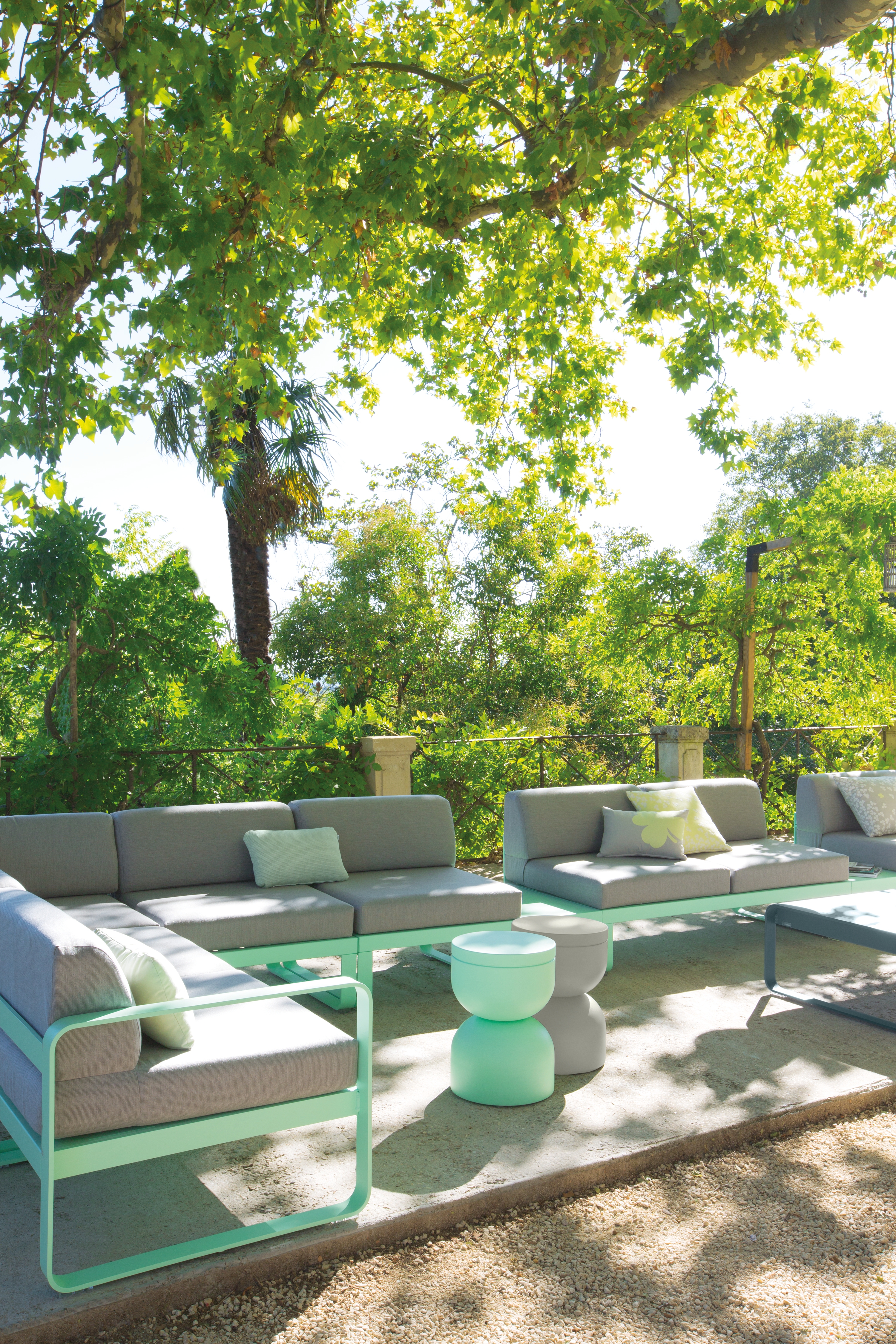 Bringing structure to outdoor environments: The modular Bellevie sofa, designed by Pagnon & Pelhaître for Fermob, with the Tabouret Piapolo table