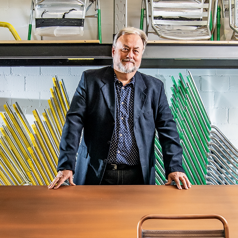 Read story Perfectly imperfect: MANUFAKT