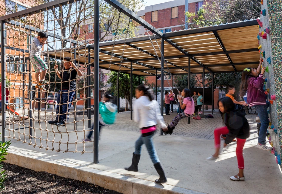 Common Unity / Rozana Montiel | Estudio de Arquitectura. Image © Sandra Pereznieto