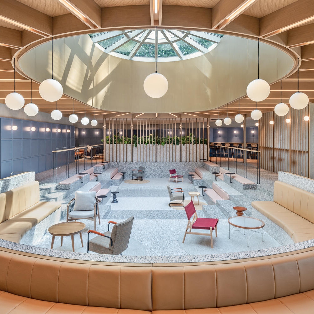Read story The social network: workspaces as meeting hubs