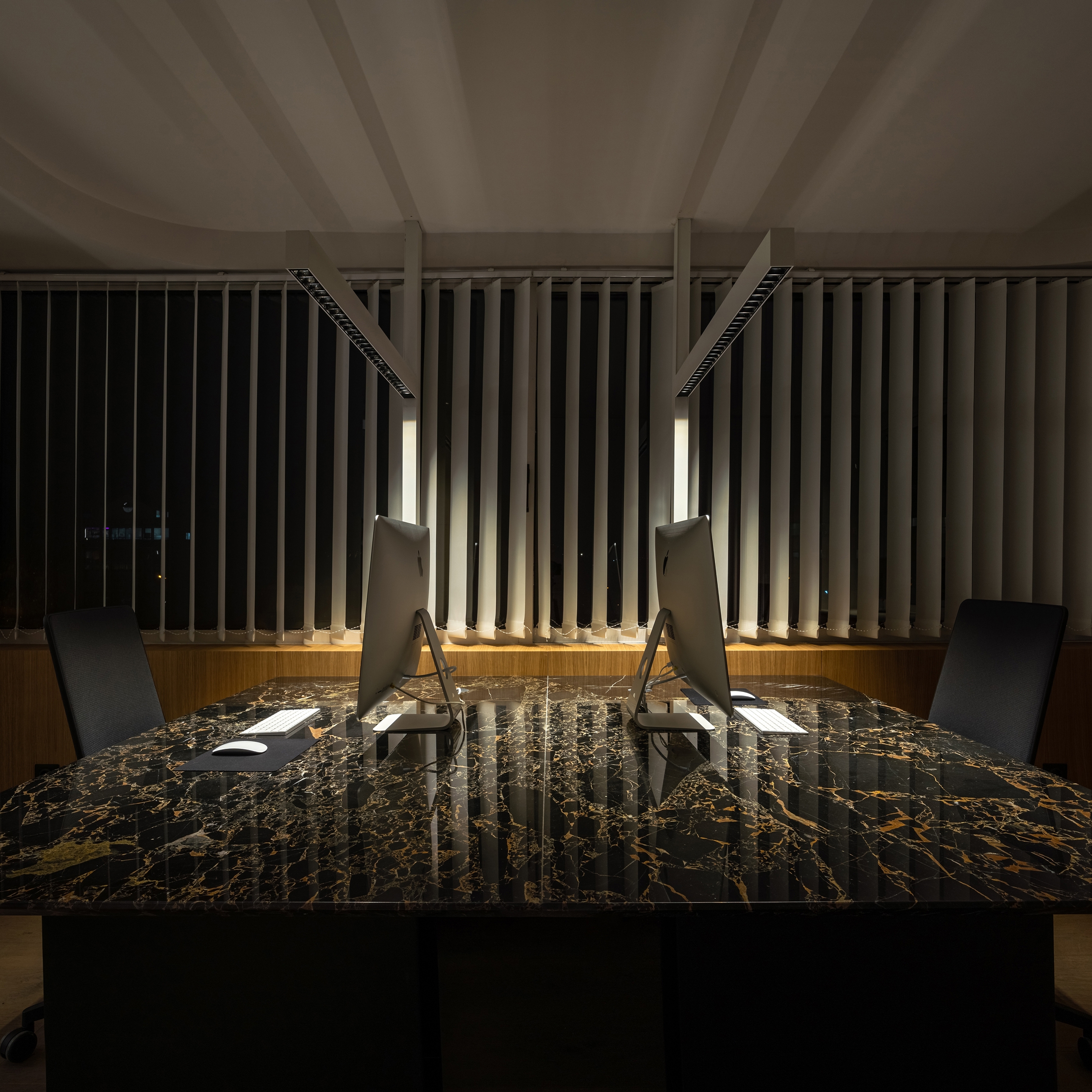 Read story Speaking your language: Alphabet by Zambelis