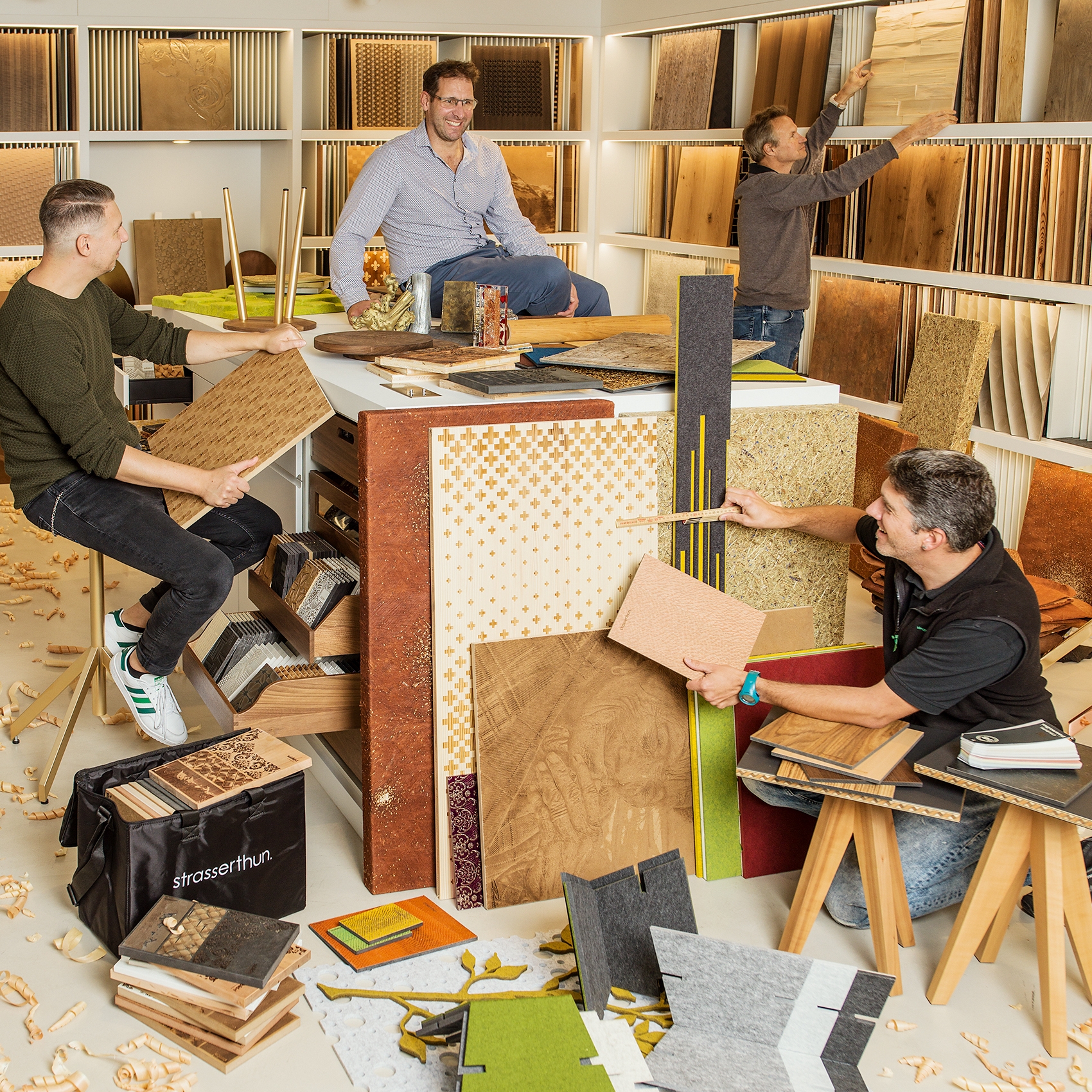 Read story 'We are carpenters!': Strasserthun