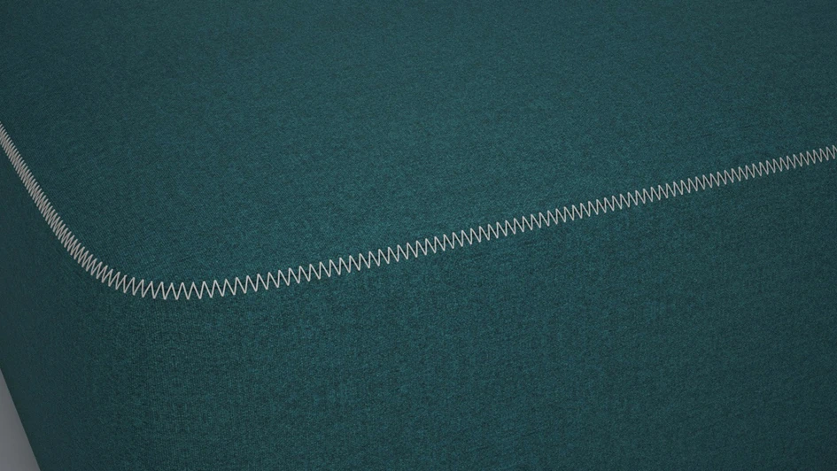 Every seating island becomes something special with pads. Despite the individual design of the fabrics and the colour-adjustable zigzag seam, pads always form a unit