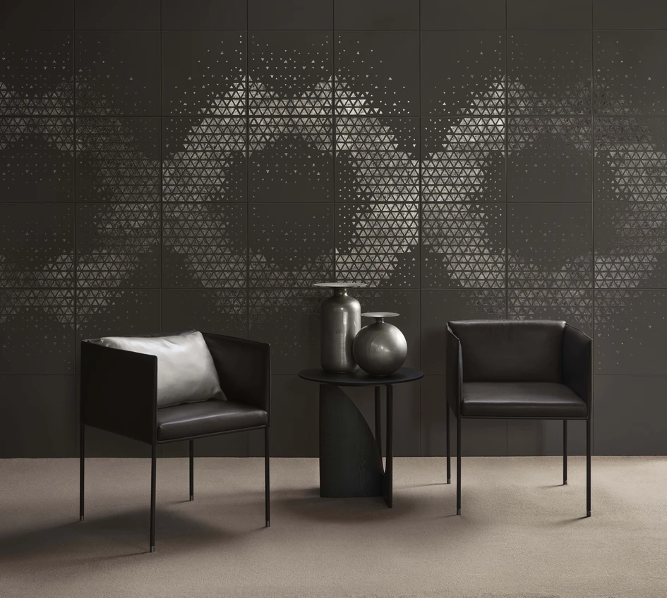 Texturised leathers add captivating three-dimensional effects to walls, seen here with the Rettangolo design (top) and DUO design (bottom)