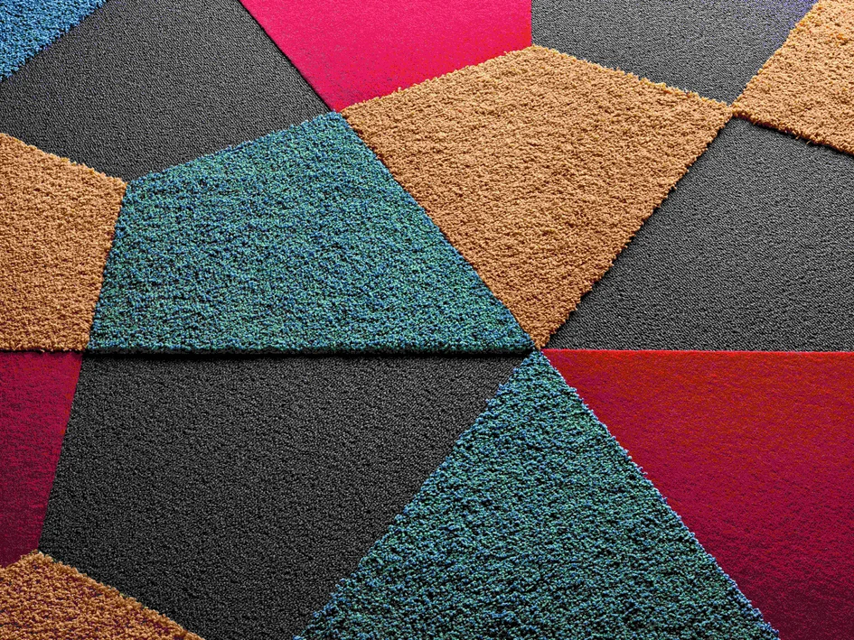 Vorwerk flooring takes great care in developing acoustic tiles that make a long-term impression – for their range of colours, varied shapes and diversity of surfaces