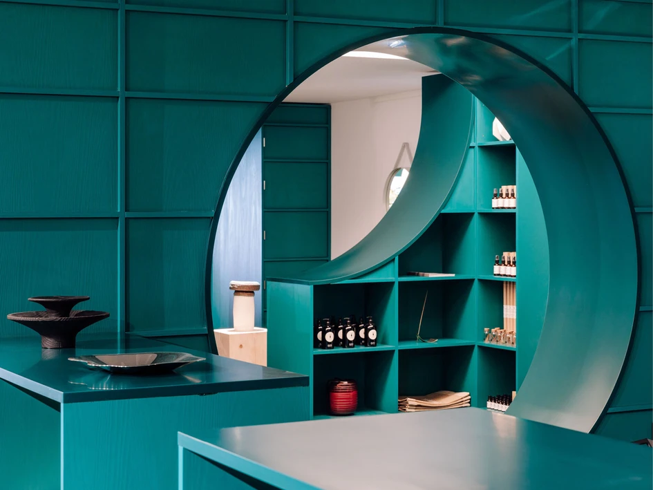 An intriguing view through the Lisbon concept store Banema Studio, realised by architects Campos Costa Arguitetos, and winning project in the first Shaping Surfaces competition