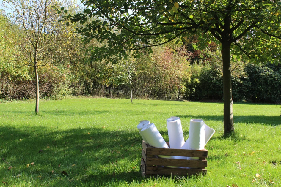 Erfurt sees the proximity of its headquarters to nature as a mandate to protect the environment in a special way during production. This also applies to the well-tended tree population that belongs to the factory