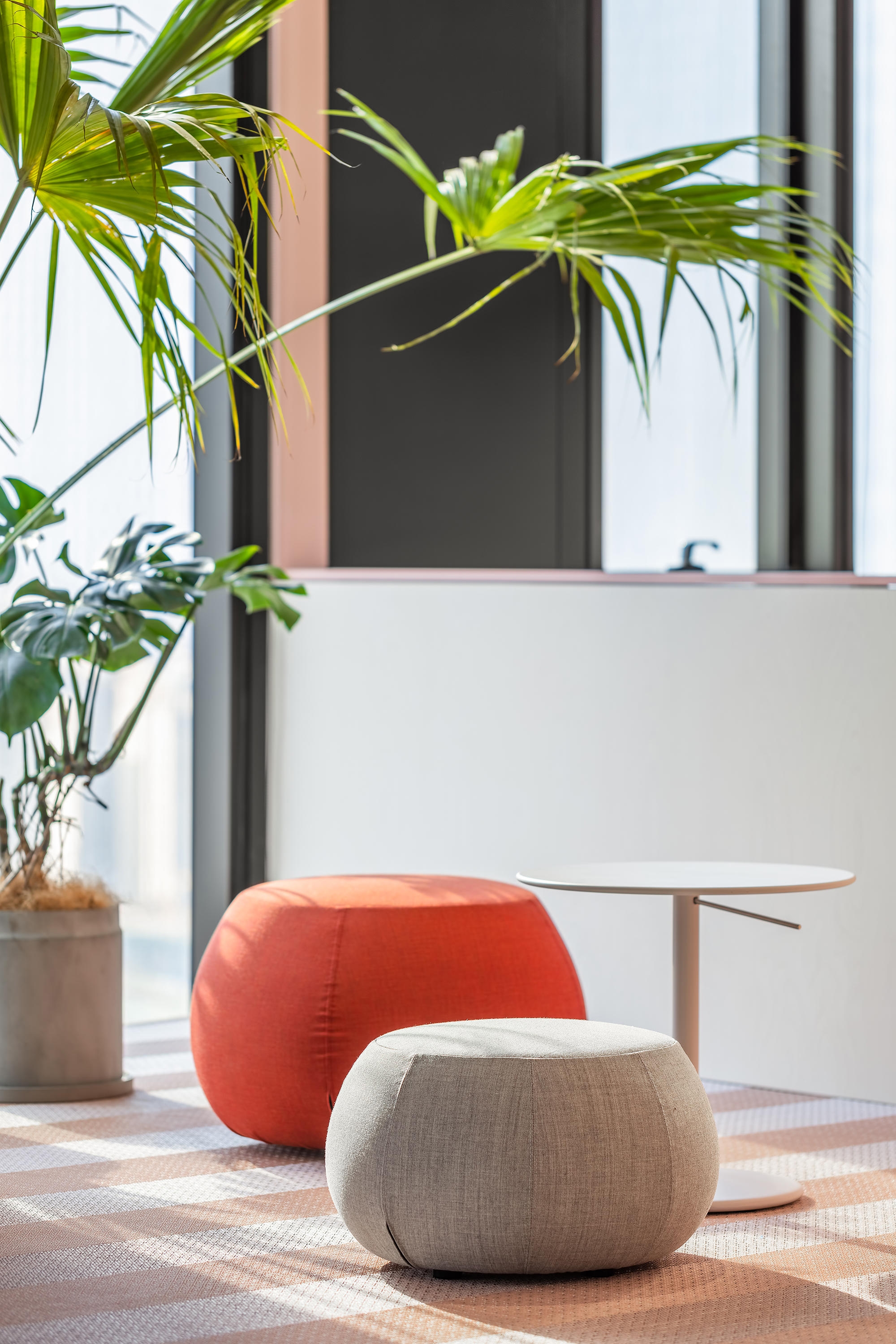 HONG designworks' interior for the office of new Silk Road e-commerce company uses textile elements and accessories to emphasise the playful and colourful over the corporate. Photos: Tan Xiao