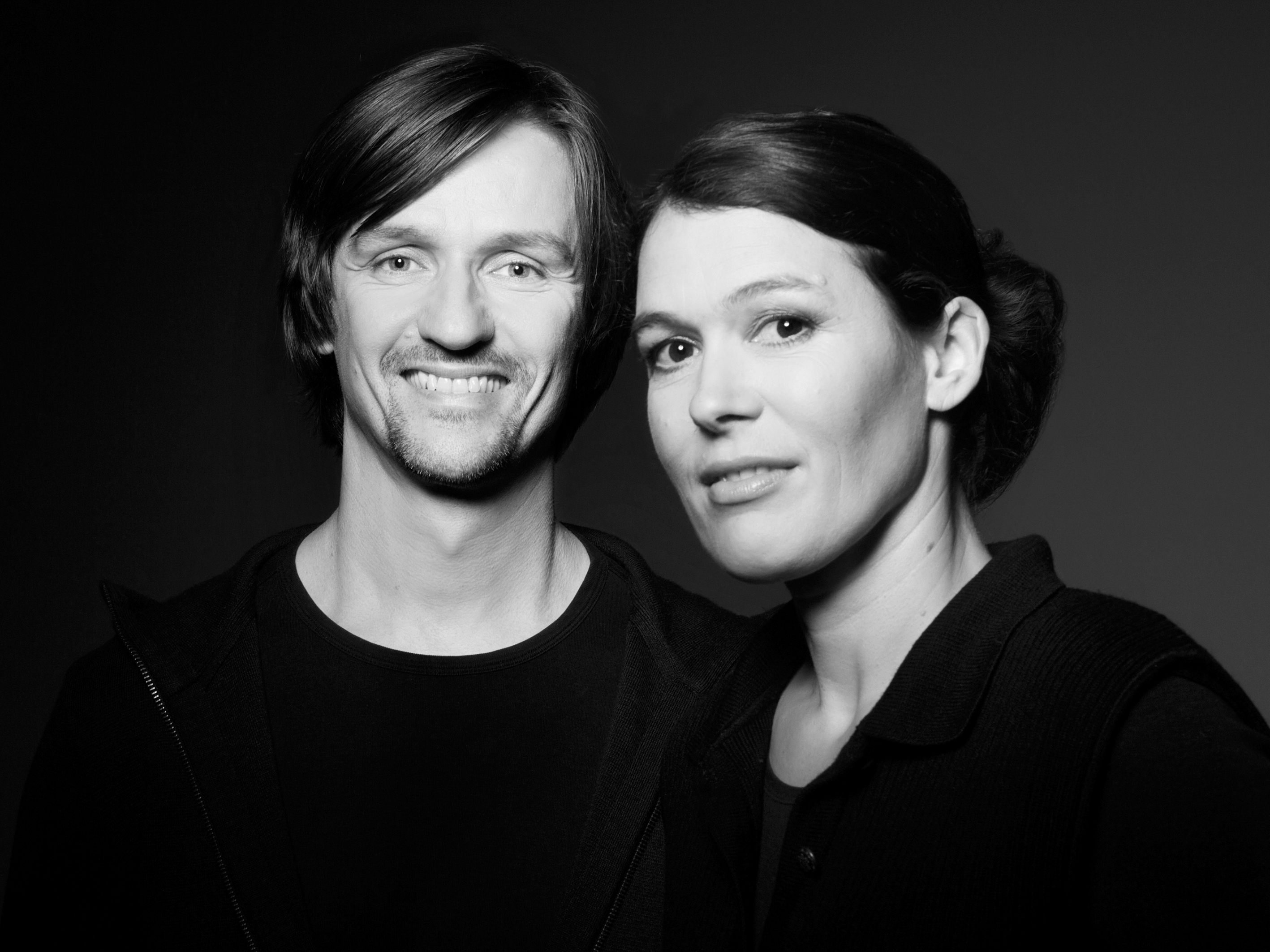 Julia Läufer und Marcus Keichel führen ihr Studio in Berlin. Für Zeitraum haben sie schon einige Möbelfamilien entworfen, die alle auf der grundlegenden Idee basieren, eine nachhaltige Beziehung zwischen Möbel und Mensch zu etablieren