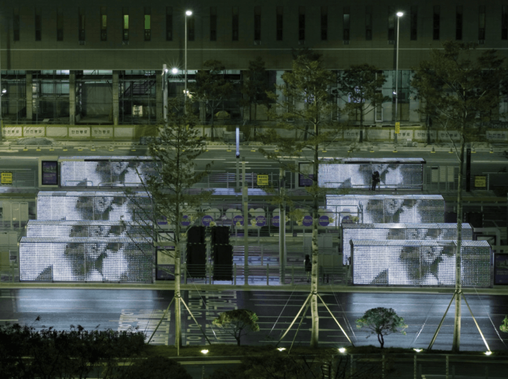 Top: Dedots by REDFORT. Middle: Illuminated Frame Outdoor by Pixlip. Above: powerglass® media facade by Peter Platz Spezialglas