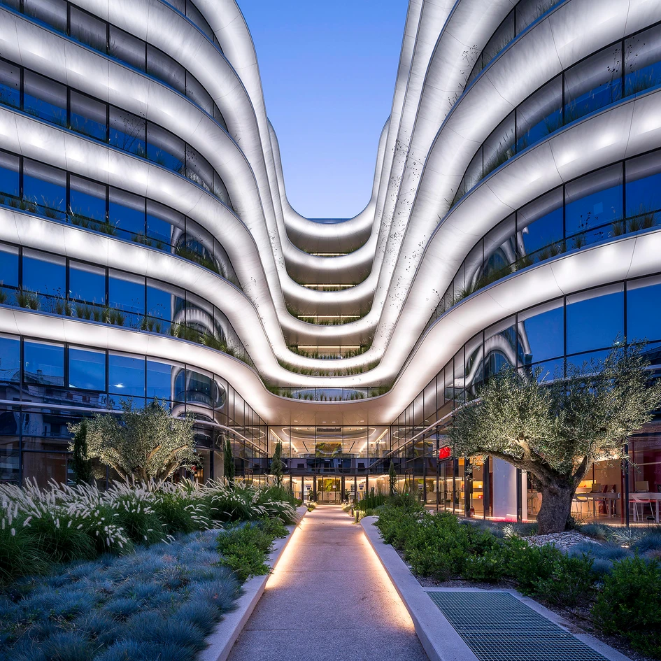 The ‘Orbit’ Urban Office Campus in Athens, developed with Danilof Light Studio, was a winner in the International LIT design 2020 for Exterior architectural illumination. Photos: Pygmalion Karatzas
