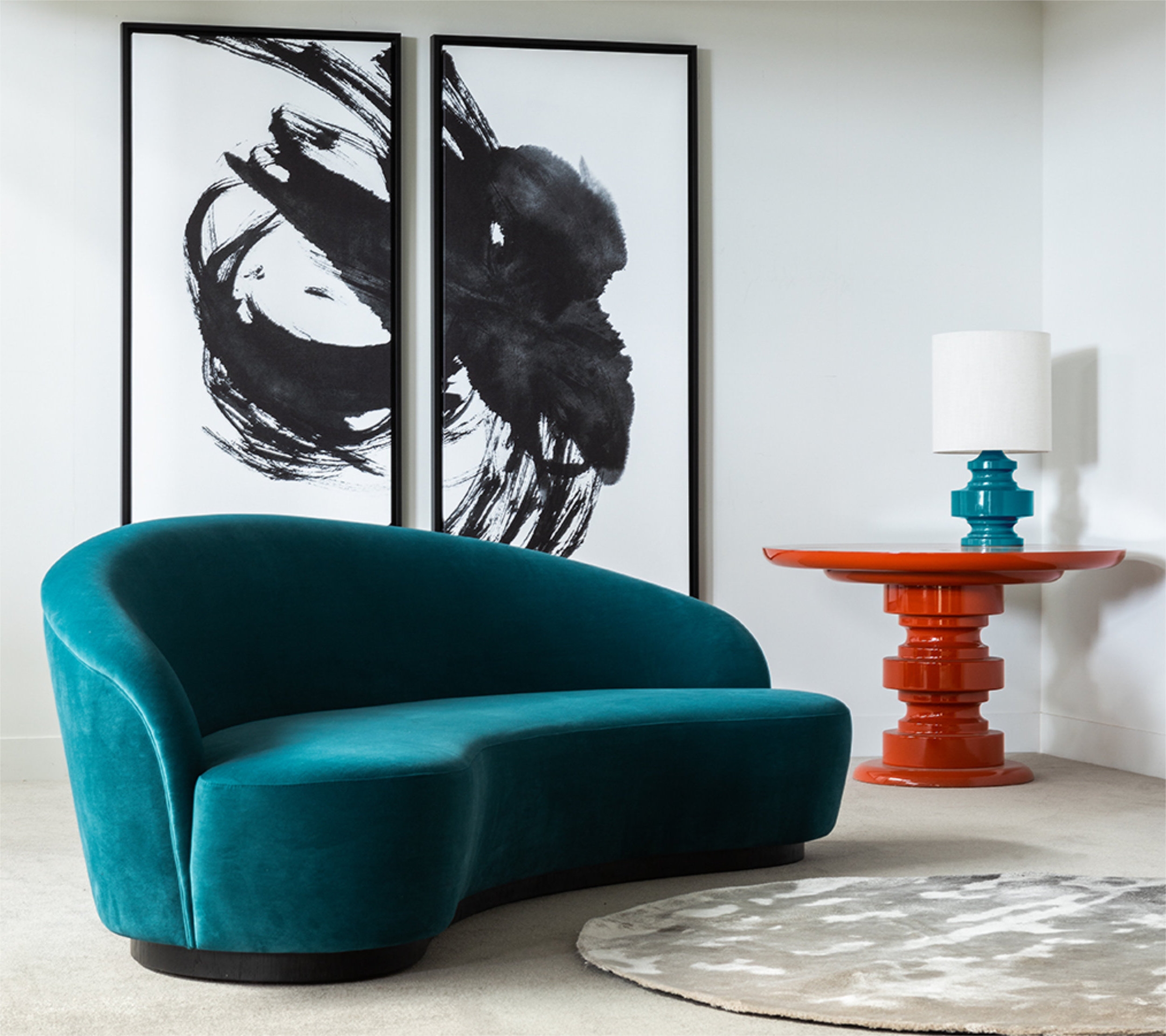 The Ignacio sofa is a classic piece in the curvilinear collection and comes with a symmetrically arched profile or a less regular silhouette which swoops lower at one side across the back