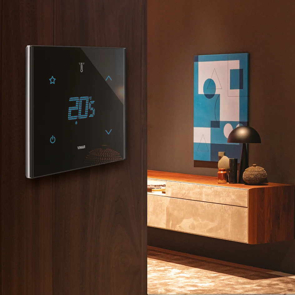 The pared-back design of the Eikon Taktil, allows it to blend seamlessly into rooms. Coming in black and white, it is easy to assimilate into a variety of interior colour schemes and styles