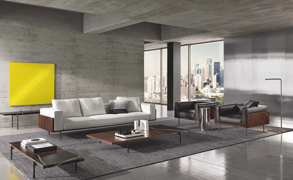 Marcio Kogan’s clean-lined, mid-century-inspired Brasilia seating complements his low-level Superquadra tables