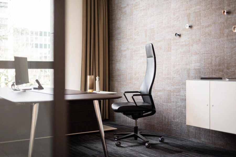 Klare Arbeitsästhetik: Der Bürostuhl Signo von Züco verbindet eine elegante, minimalistische Formensprache mit maximalem ergonomischem Komfort. Foto: Züco