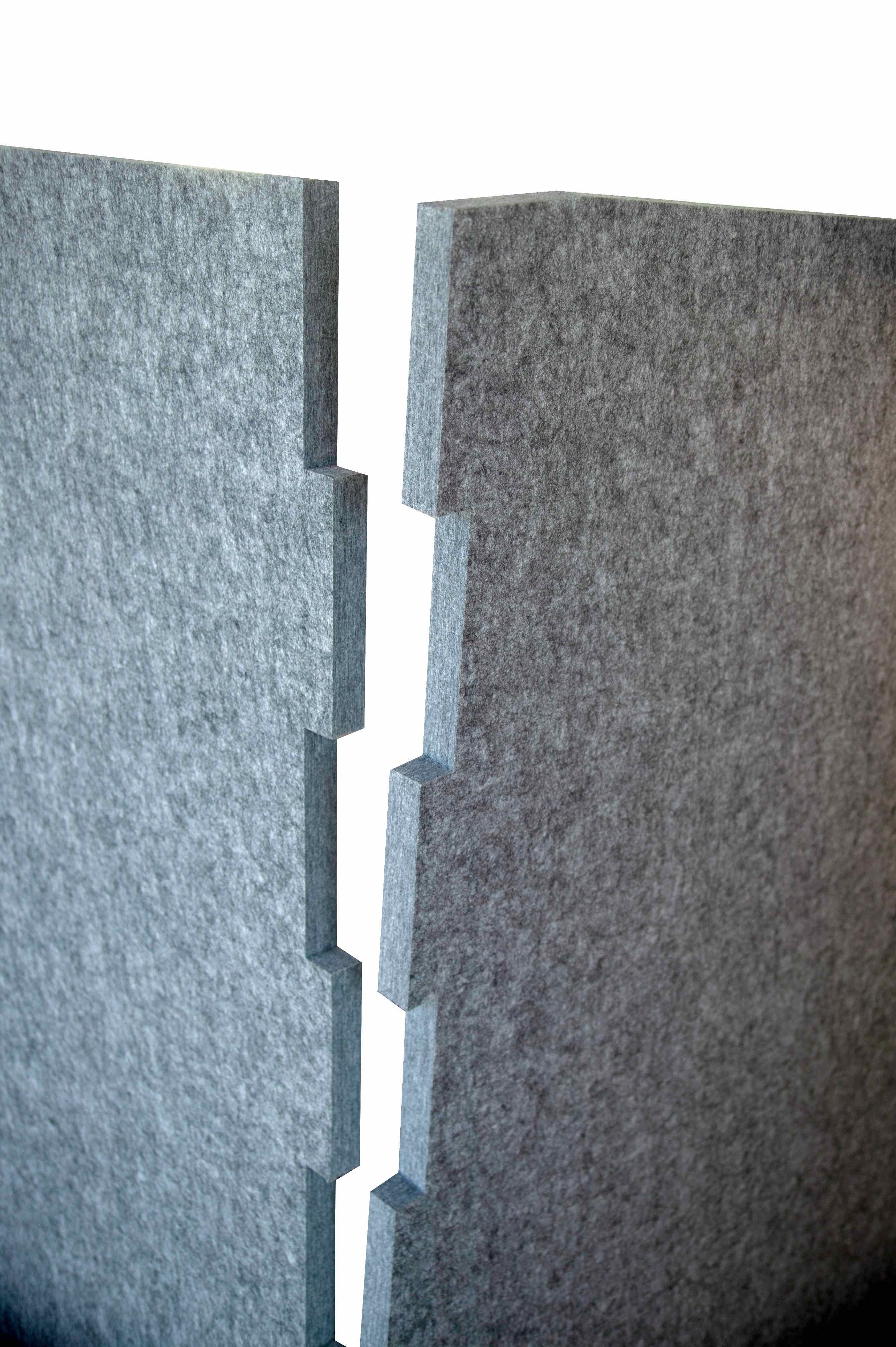 All silent.office.wall® products consist of dimensionally stable, self-supporting acoustic fleece made of PET fibres; with a 30 percent share of recycled fibres