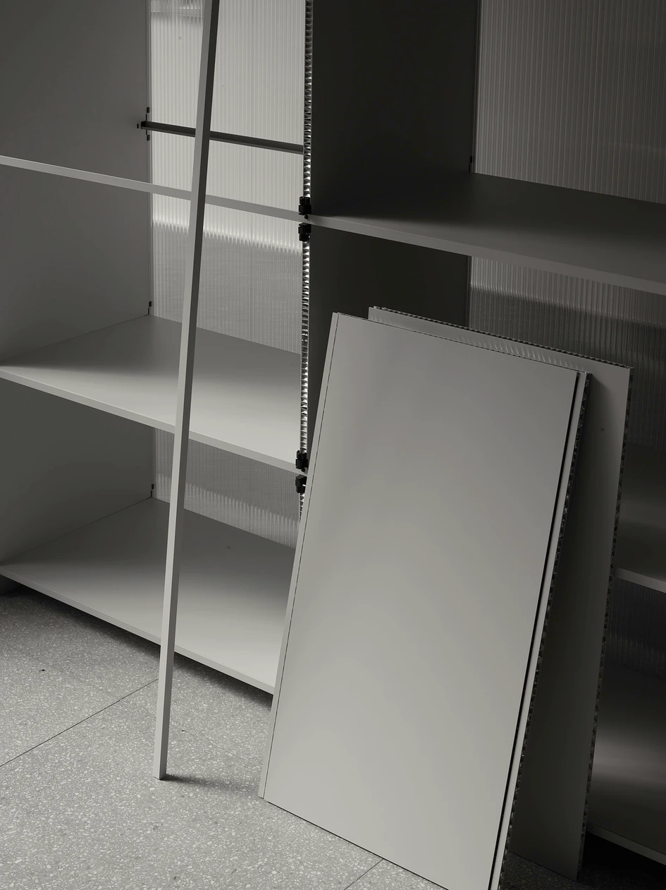 The project was supported by the furniture brand Wagner Living, with whom Diez Office collaborated (along with Gonzalez Haase AAS and Mirko Borsche) on the D2 furniture system – which was also used for the exhibition installation