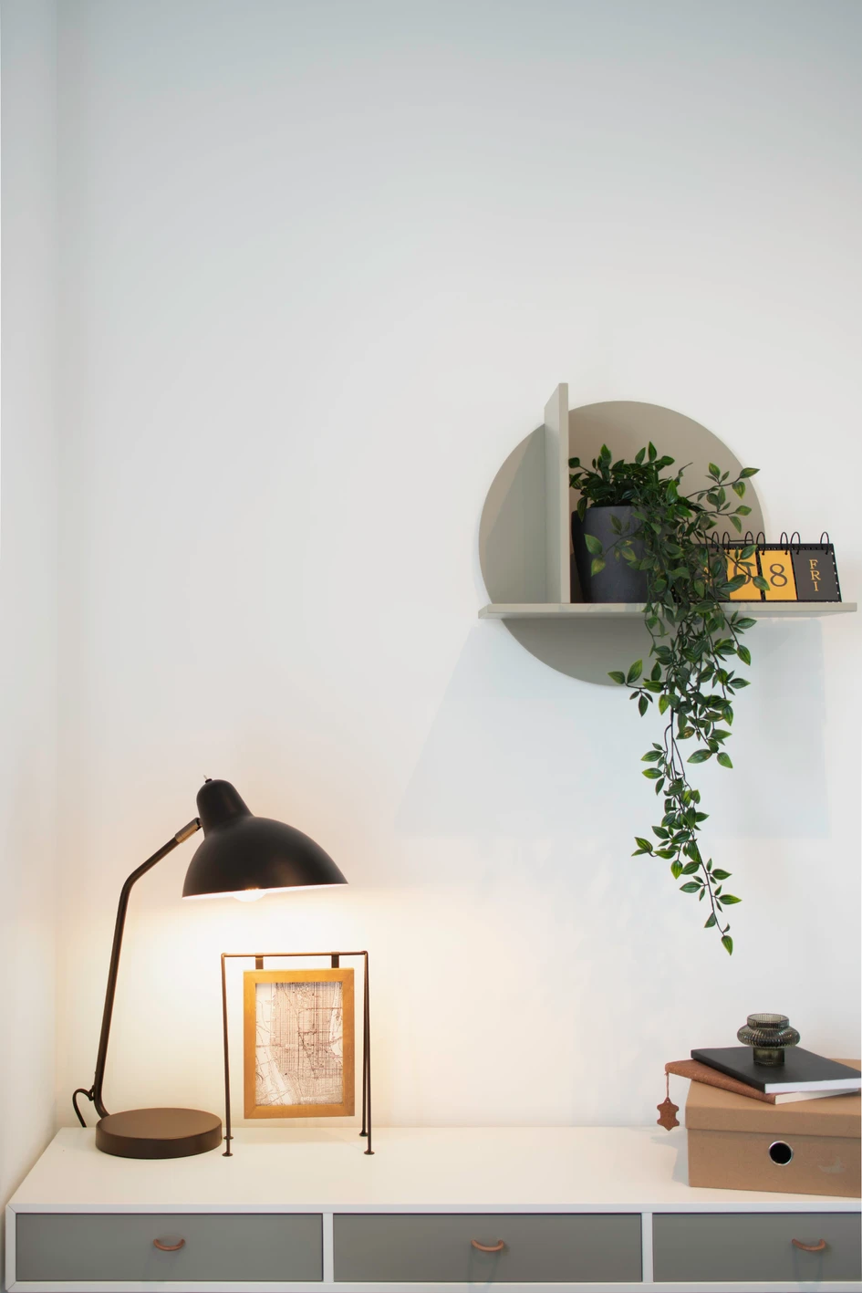 Buyers at Watermark are offered a special furniture design solution when they invest in their new home which includes not only the interiors but also personal design consultation and full installation 