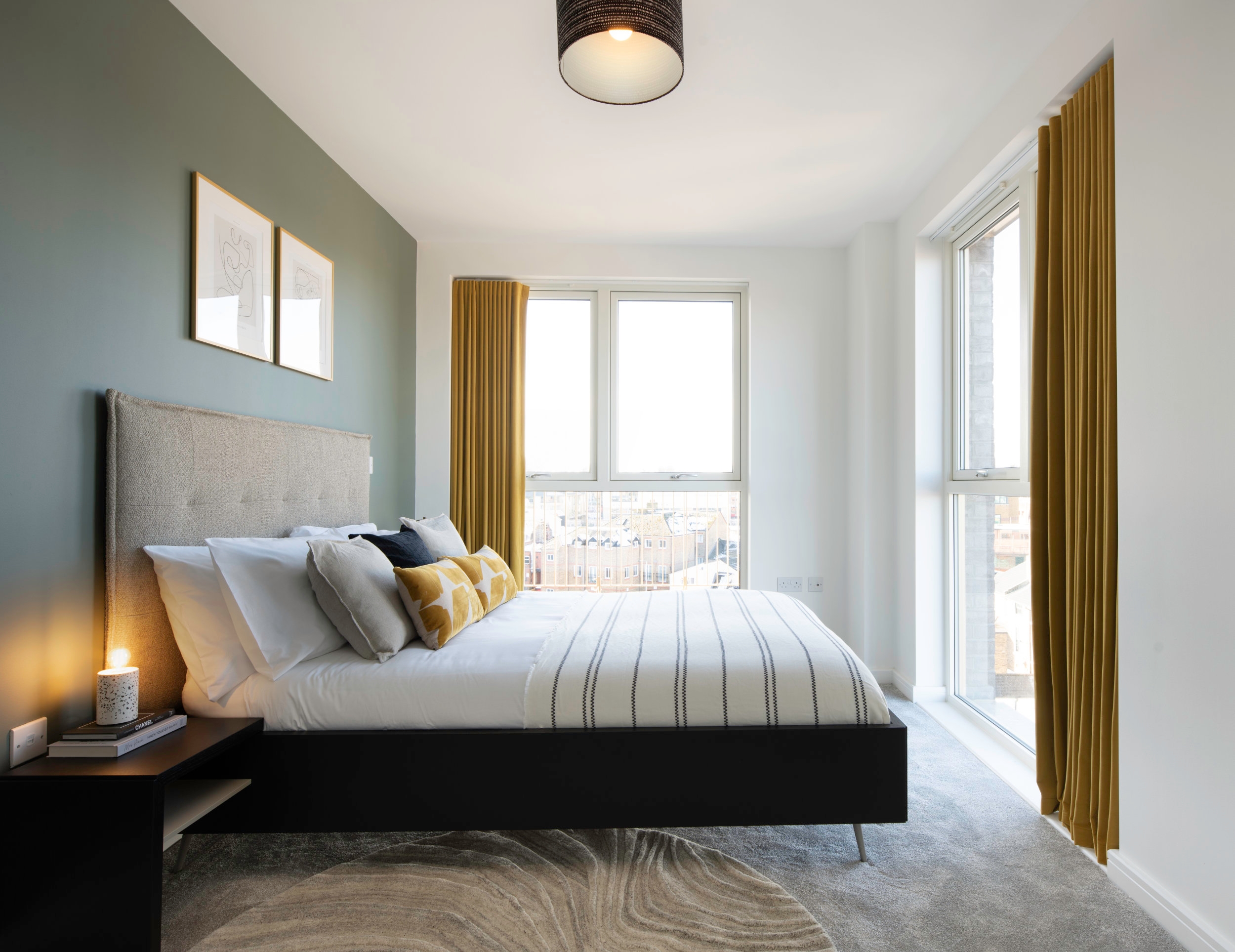 BoConcept's ‘Live ekstraordinær’ tagline is aimed at style-conscious consumers around the world. With guidance from their design teams, BoConcept inspires clients to create personalised, custom interiors