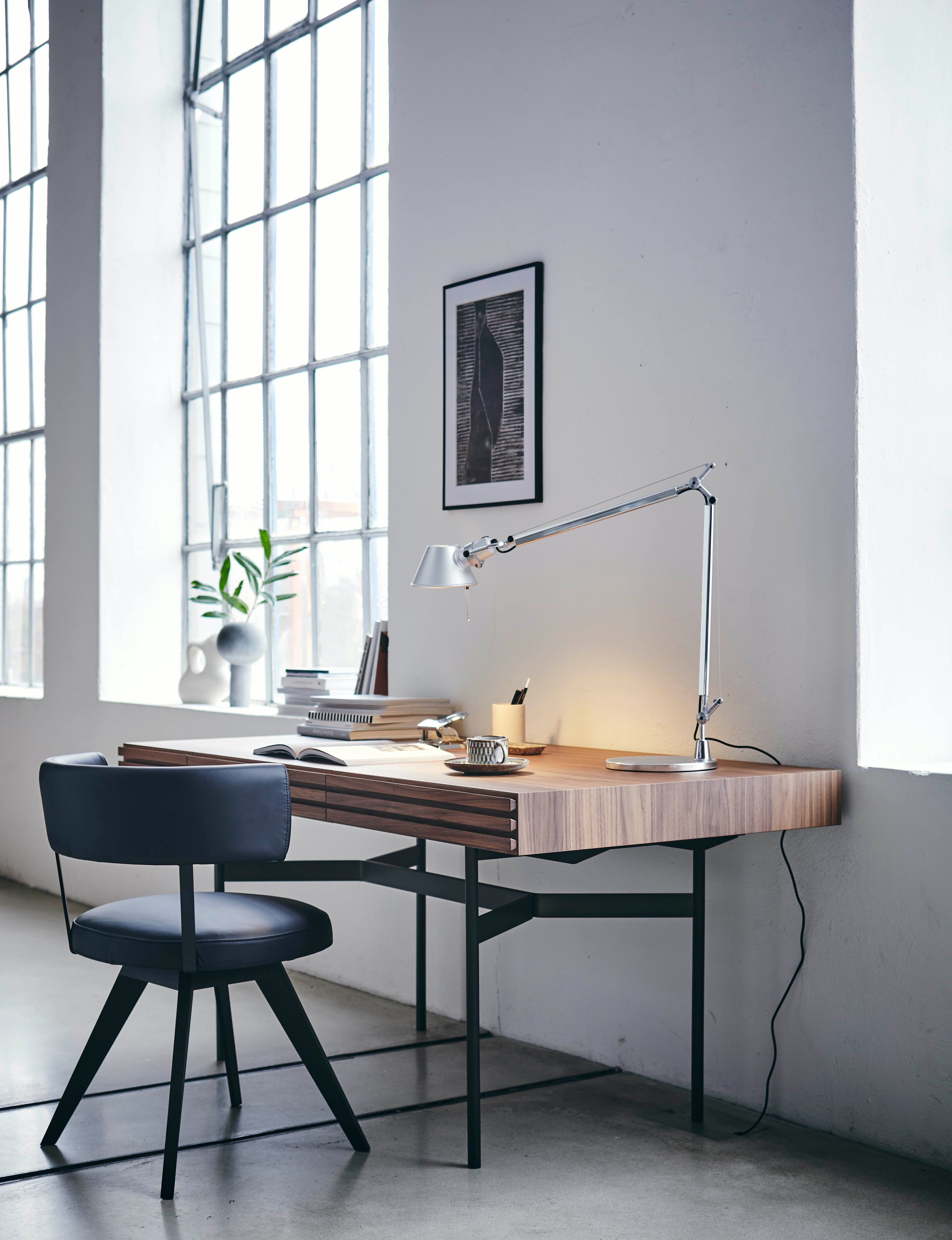 In desk-sharing environments but also in home offices, doctors' surgeries, clinics, hotel rooms and reception areas, INTEGRALIS® contributes to a healthier environment – with proven high-quality lighting