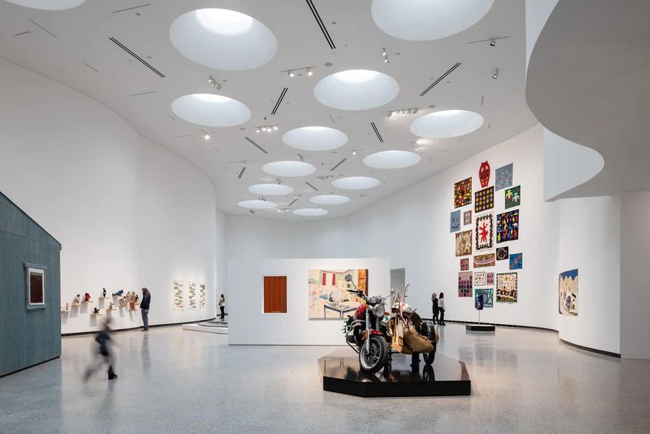 Lam Partners' illumination scheme for Winnipeg Art Gallery: Qaumajuq uses adjustable luminaries to provide accent lighting and complement the natural light from the skylights. Photos: Lindsay Reid