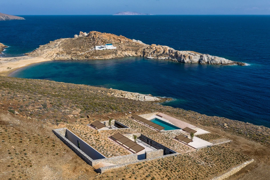 House on the Hill by HW Studio (top, middle) and NCaved House by MOLD Architects (bottom). Photos: César Béjar Studio (top), Danae Alonso (middle), Yiorgis Yerolymbos (bottom)
