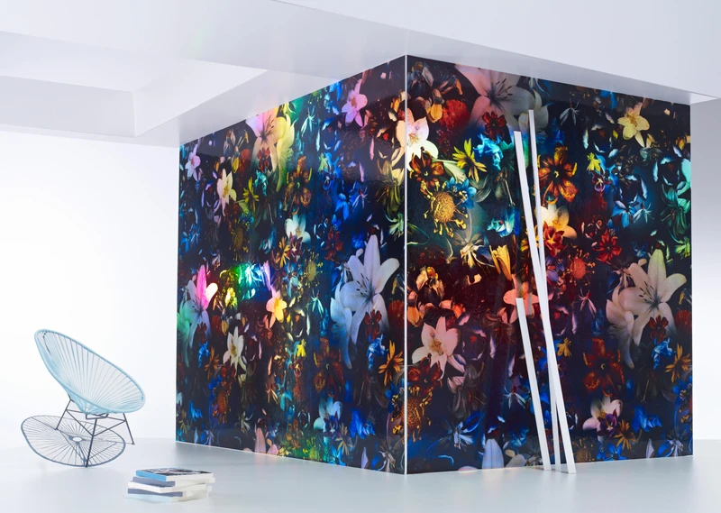The Sechser's House of Hackney printed ceiling, walls and fabric (top) and Jakob Schlaepfer's Holo Faye digitally printed wallpaper and ceiling covering (bottom). Photo: Severin Wurnig (top)