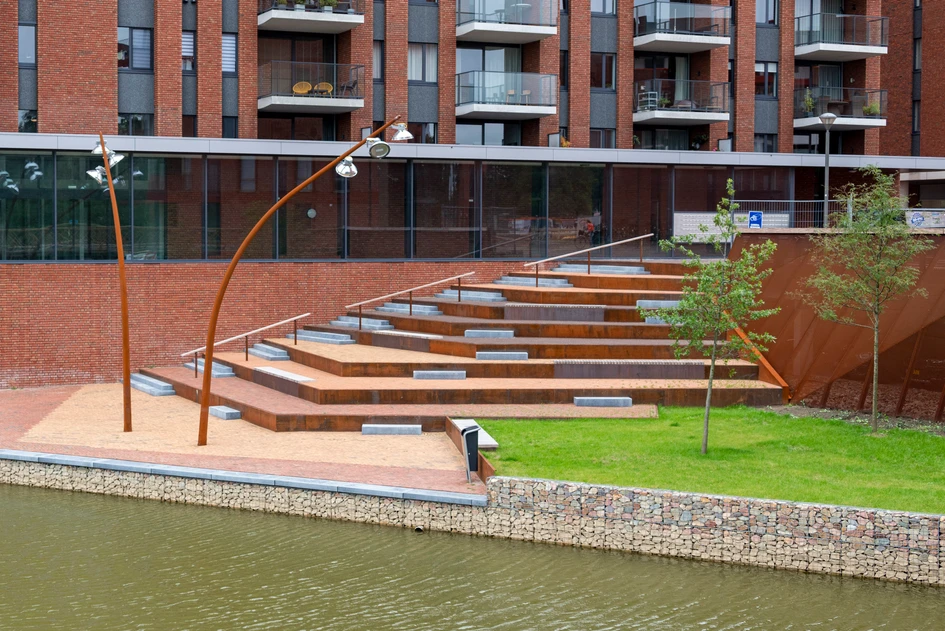 Furns’ mixed-media additions to the urban landscape of Meerrijk in Eindhoven bridge the newer built developments and the more natural green and water features of the city’s northwest