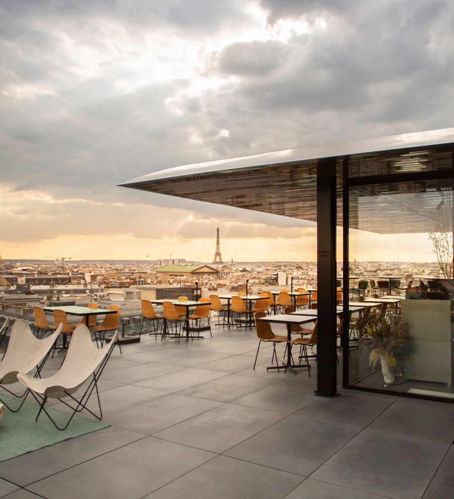 Maison&Objet Designer des Jahres, Franklin Azzi (oben) und der Lafayette-Pavillon des Architekten in Paris. Fotos: Cyrille George Jerusalmi (oben), The Social Food (unten)