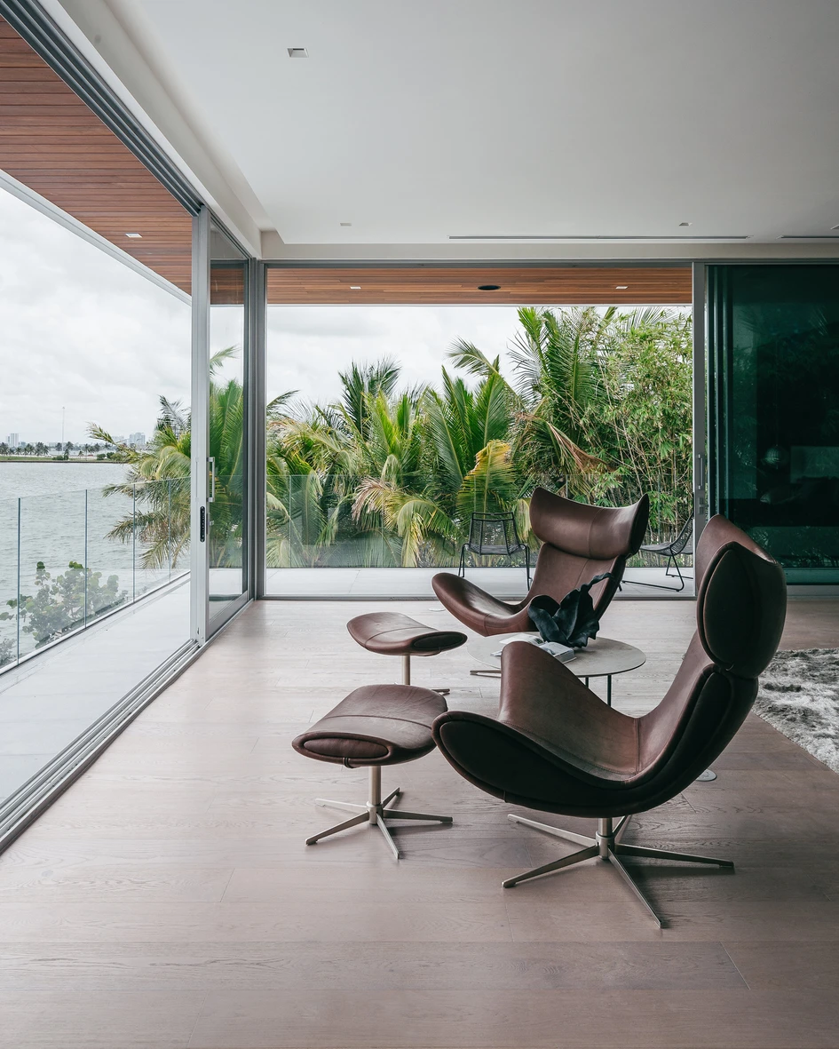 The architect and the BoConcept design team collaborated closely to make sure that the interiors and the many architectural features would complement each other naturally