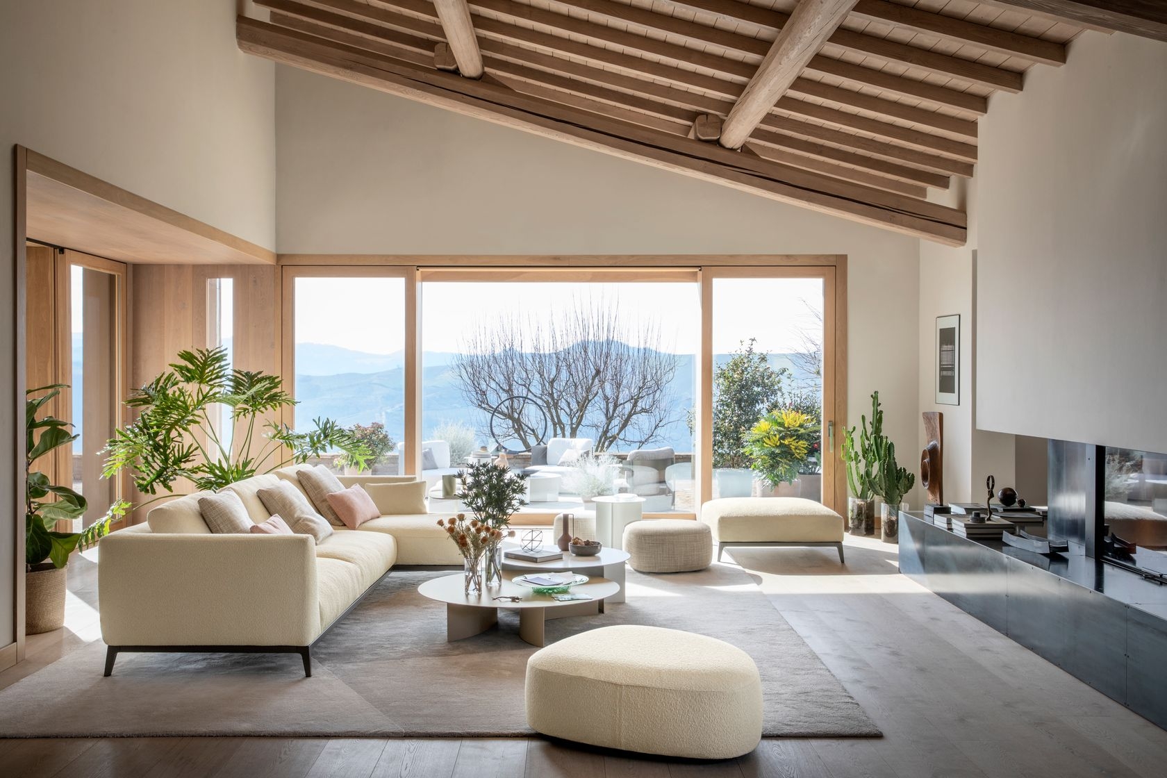 Italian brand Flou produces furniture that feels perfectly at home in places such as this elegant countryside villa 