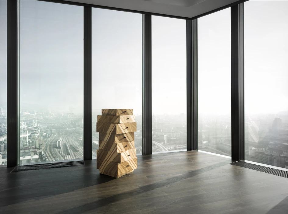 Röthlisberger combines economic efficiency with ecological responsibility and pays attention to sustainable strategies in relation to architecture, energy, raw materials and its partnerships