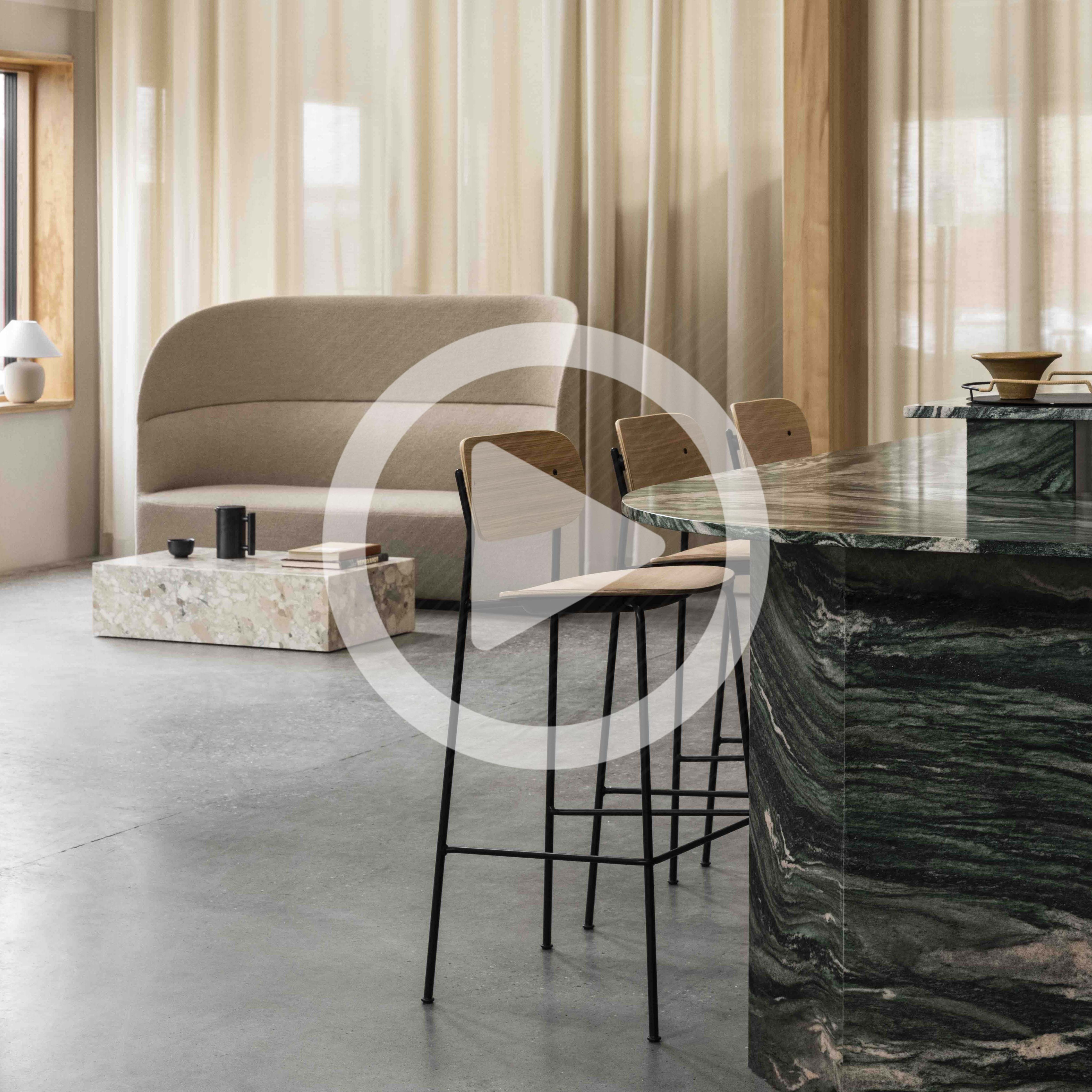 Lees storie Getting closer with more open space: Tearoom & Co by MENU